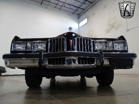 1977 Pontiac Grand Prix image 6