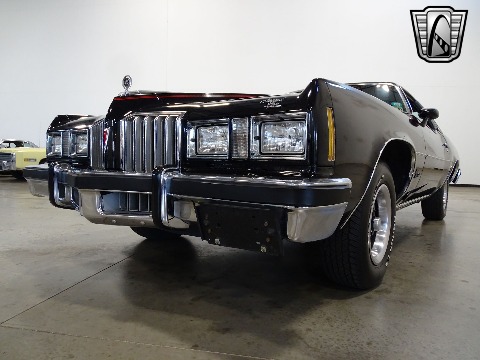 1977 Pontiac Grand Prix image 8