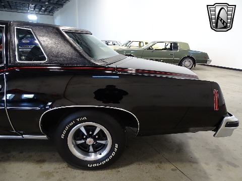 1977 Pontiac Grand Prix image 34