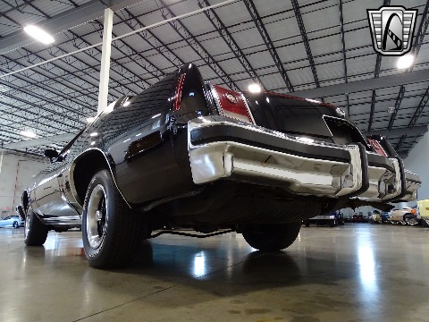 1977 Pontiac Grand Prix image 15