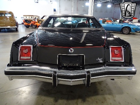 1977 Pontiac Grand Prix image 16