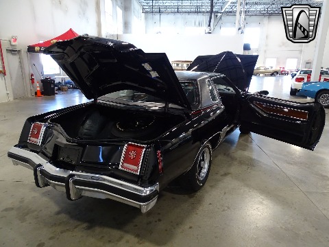 1977 Pontiac Grand Prix image 68