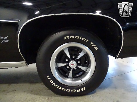 1977 Pontiac Grand Prix image 120