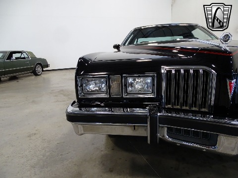 1977 Pontiac Grand Prix image 47