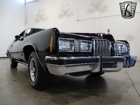 1977 Pontiac Grand Prix image 26