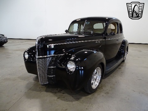 1940 Ford Deluxe image 3