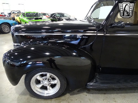 1940 Ford Deluxe image 28