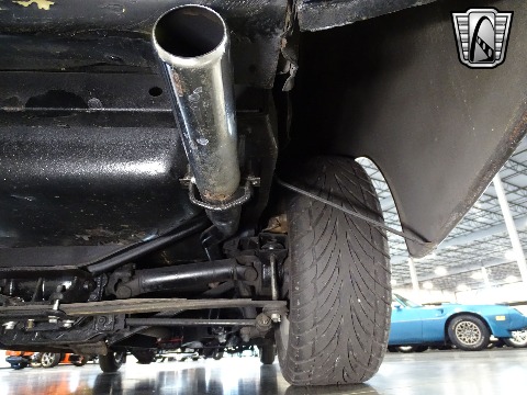 1940 Ford Deluxe image 106