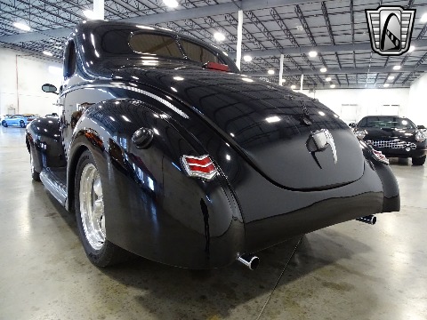 1940 Ford Deluxe image 59