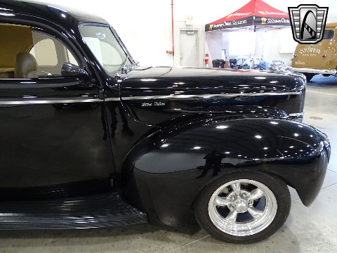 1940 Ford Deluxe image 37