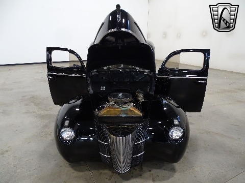 1940 Ford Deluxe image 63