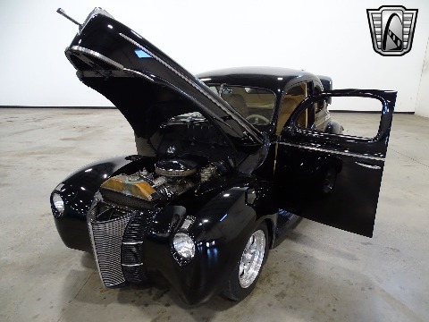 1940 Ford Deluxe image 64