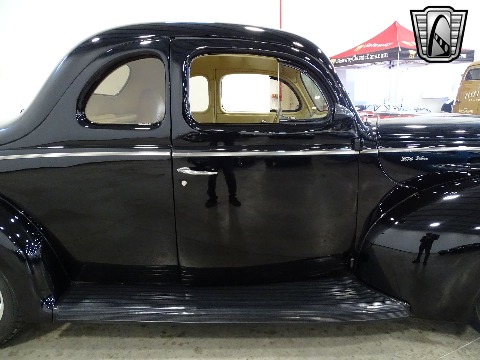 1940 Ford Deluxe image 40
