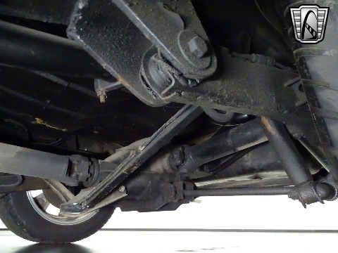 1940 Ford Deluxe image 118