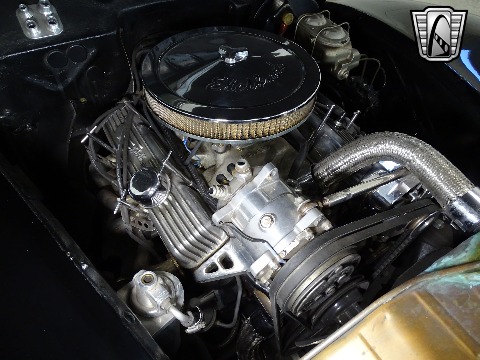 1940 Ford Deluxe image 93