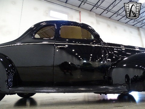 1940 Ford Deluxe image 42