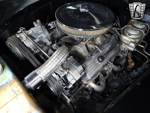 1940 Ford Deluxe image 94