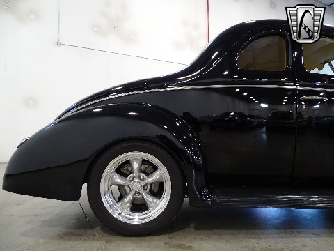 1940 Ford Deluxe image 44