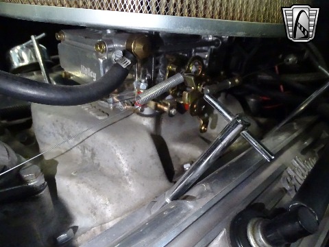 1940 Ford Deluxe image 101