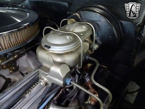 1940 Ford Deluxe image 102