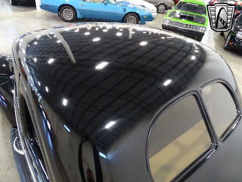 1940 Ford Deluxe image 51