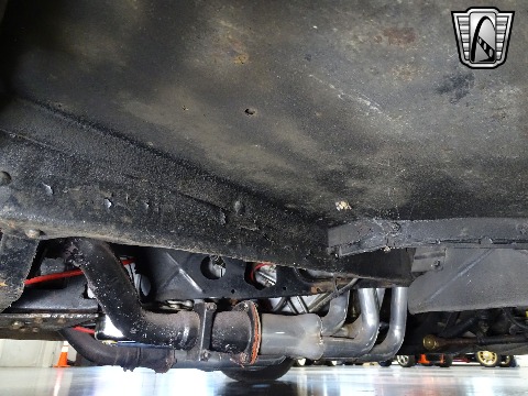 1940 Ford Deluxe image 129