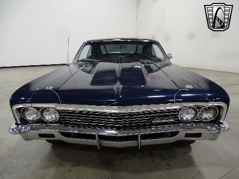 1966 Chevrolet Impala image 4