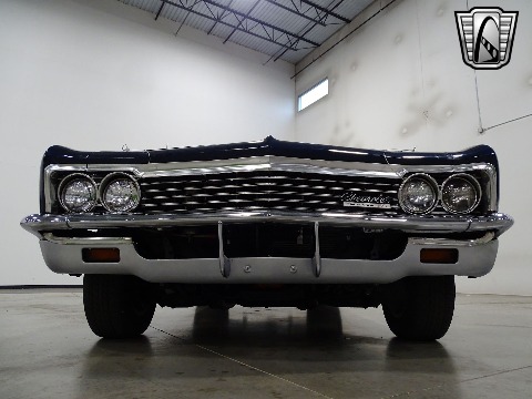 1966 Chevrolet Impala image 6