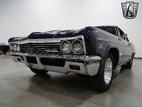 1966 Chevrolet Impala image 8