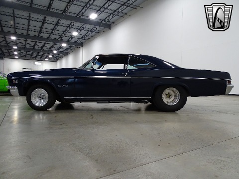 1966 Chevrolet Impala image 11