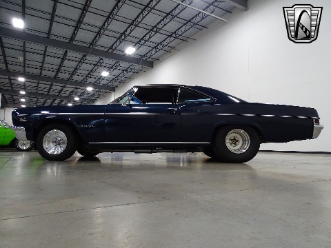 1966 Chevrolet Impala image 12