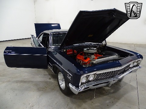 1966 Chevrolet Impala image 70