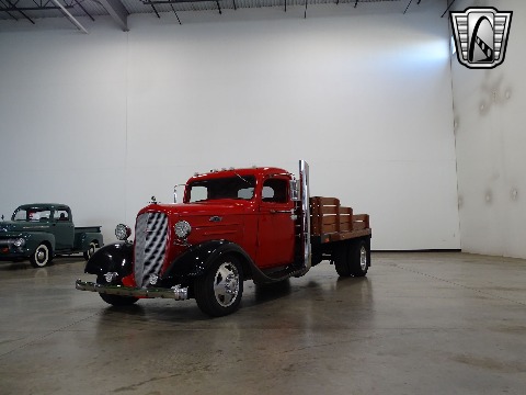 1936 Chevrolet Truck image 3