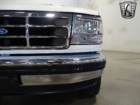 1992 Ford F150 image 31