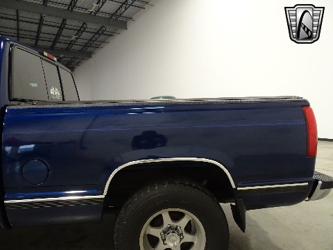 1998 Chevrolet Silverado image 56