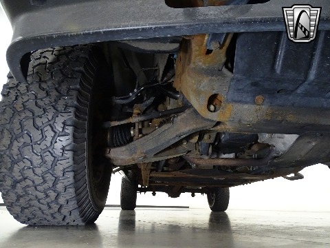 1998 Chevrolet Silverado image 135