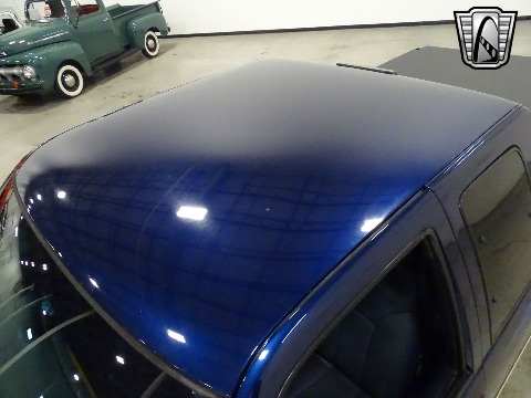 1998 Chevrolet Silverado image 35