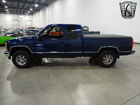1998 Chevrolet Silverado image 12