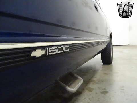 1998 Chevrolet Silverado image 65