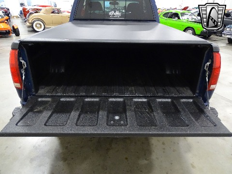 1998 Chevrolet Silverado image 117