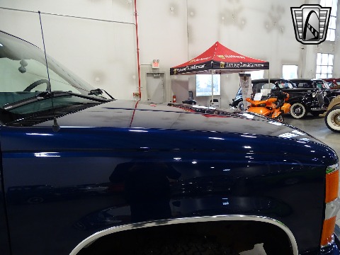 1998 Chevrolet Silverado image 40