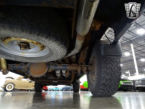 1998 Chevrolet Silverado image 121