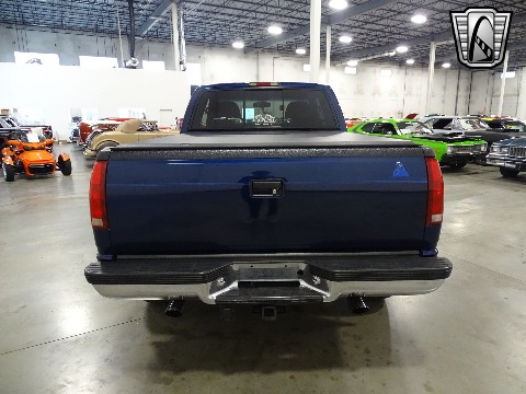 1998 Chevrolet Silverado image 18