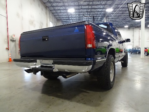 1998 Chevrolet Silverado image 22