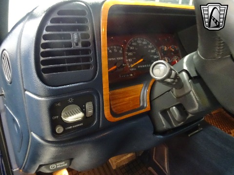 1998 Chevrolet Silverado image 76