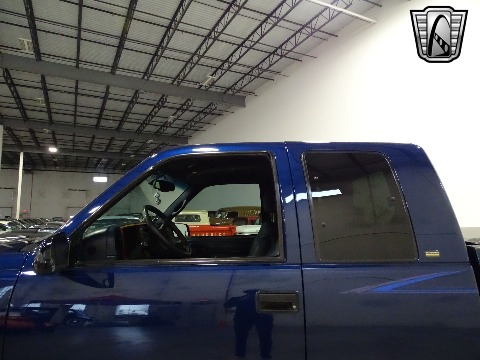 1998 Chevrolet Silverado image 52
