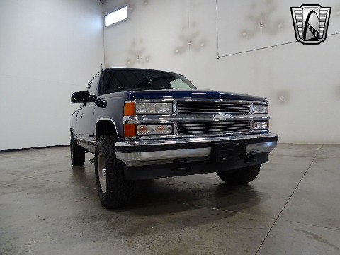 1998 Chevrolet Silverado image 28