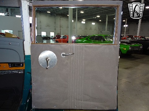 1931 Chevrolet 2 Door image 100