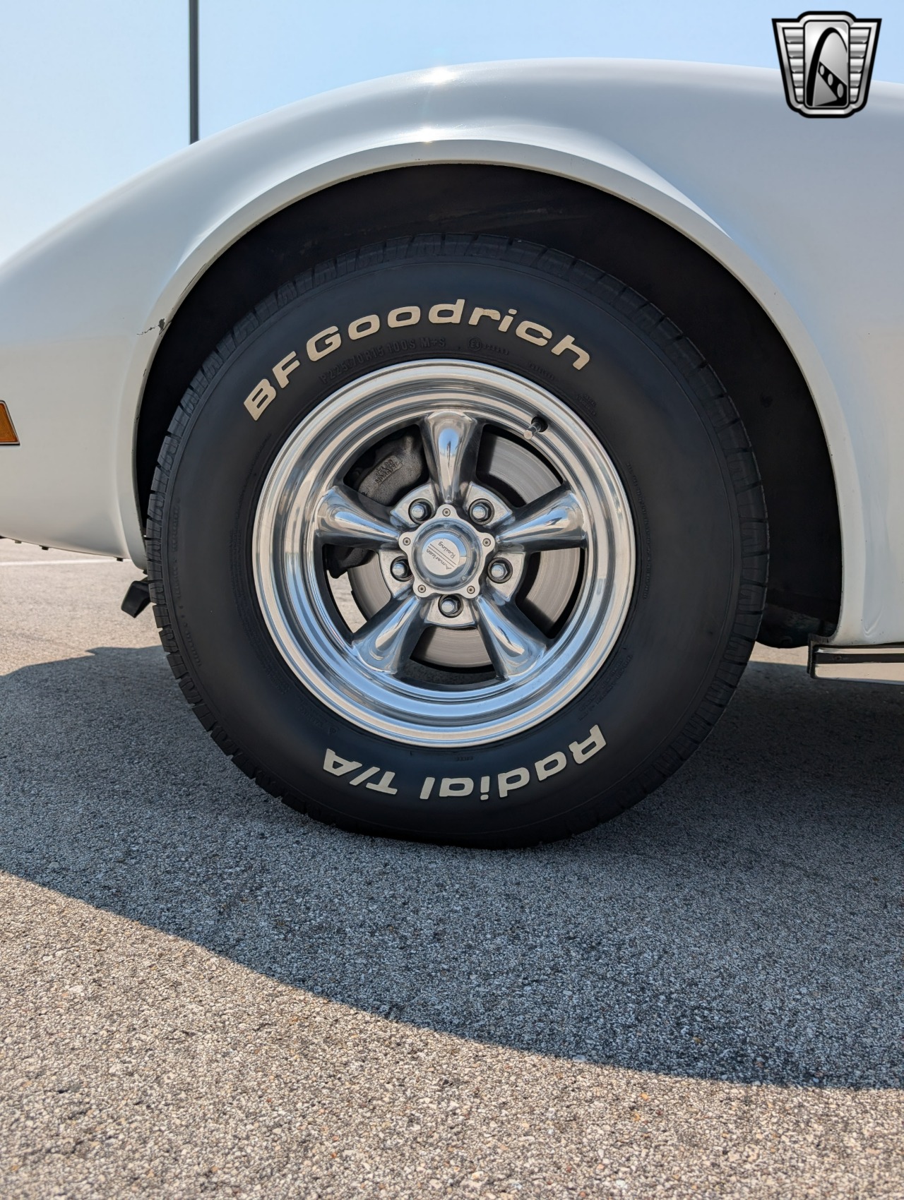1977 Chevrolet Corvette 11
