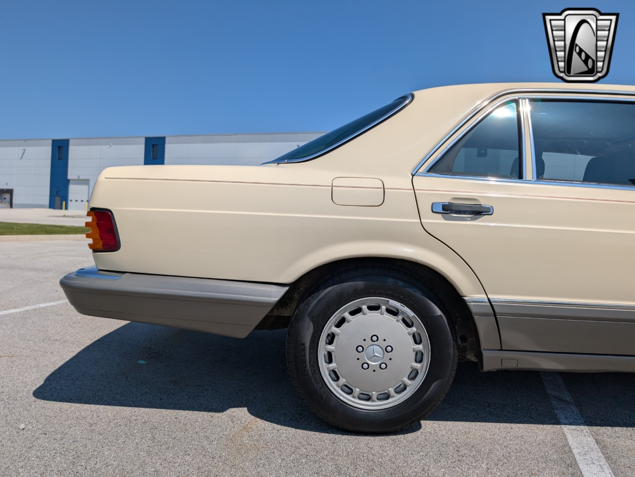 1986 Mercedes-Benz S-Class 55